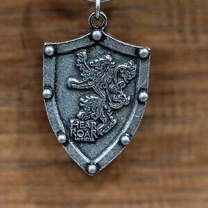 Official HBO Game of Thrones House Lannister Shield Keychain Hear Me Roar Sigil